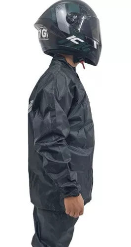 Conjunto 100 % Impermeable Over Dos Piezas + Bolso
